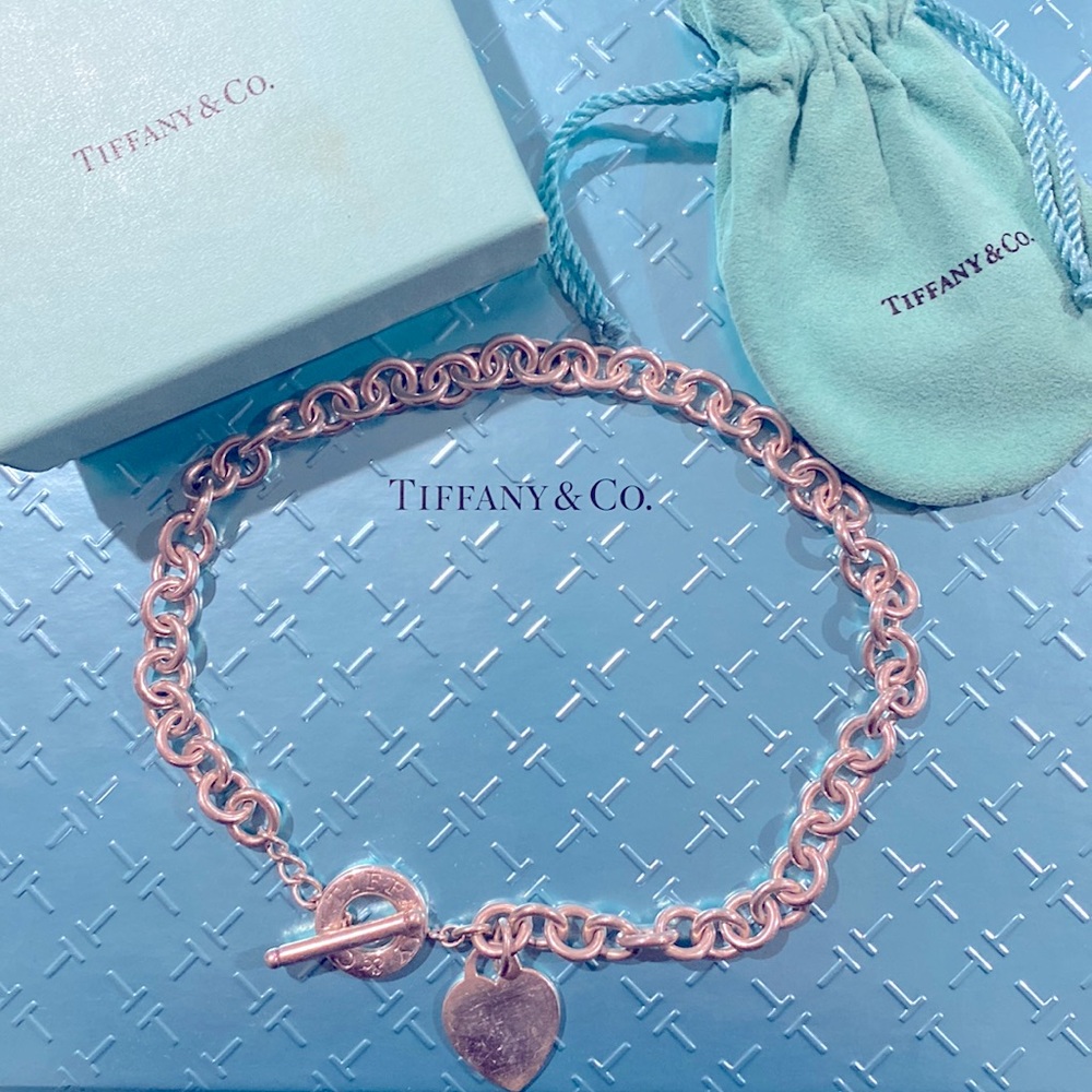 🎉HP🎉Tiffany&Co Heart Toggle Necklace